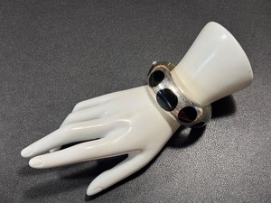 lot 5H image: Hinged Sterling Silver and Onyx Cuff Bracelet