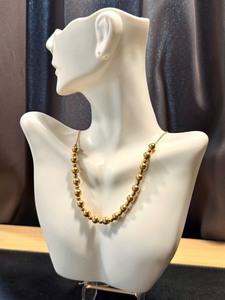 lot 3G image: 14k Gold Necklace with Beaded Design