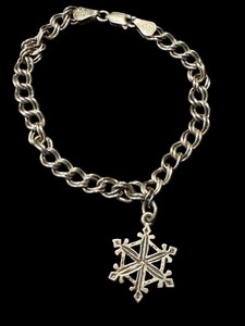 lot 42G image: 925 Sterling Silver Bracelet with Snowflake Charm, Made in Italy, 7