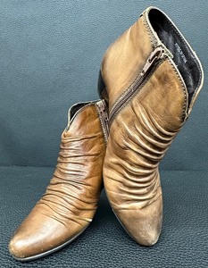 lot 40 image: Pikolinos Womens Brown Genera HeeledWedge Ruched Booties - Size 37 (6.57)