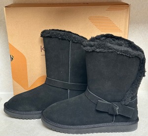 lot 30 image: Koolaburra by UGG Black Arlena Short Boots Size 11W Wide Width