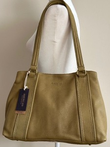 lot 66 image: American Leather Co. Val Perfect Satchel Cardamom Seed Smooth Purse - NWT
