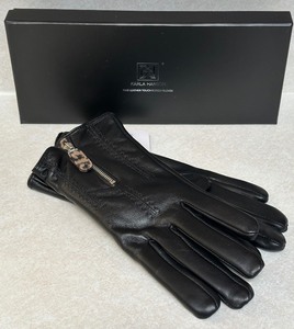 lot 87 image: Karla Hanson Fine Leather Touch Screen Gloves Black Size L - NWT