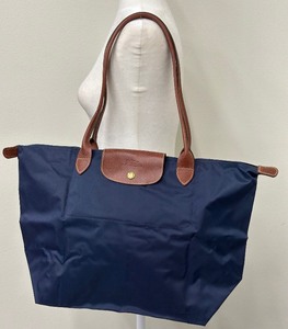 lot 67 image: Longchamp Le Pliage Large Navy Nylon Tote Bag with Brown Leather Trim
