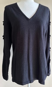 lot 64 image: Lilly Pulitzer Black Long Sleeve Top with Bow Detail
