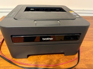 lot 31 image: Brother TN-420450 HL2270 DW Wireless Printer