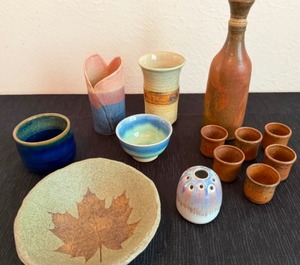 lot 37 image: Hand Crafted Pottery Collection