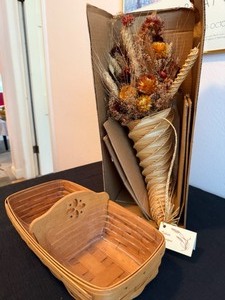 lot 7 image: Handcrafted North Dakota Wheat Arrangement and Longaberger Market Basket with Divider and Plastics