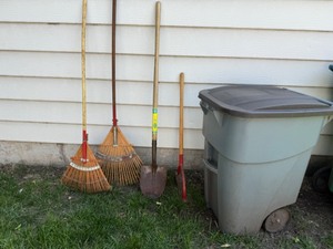 lot 15B image: Yard waste Bin, Rakes and Shovel