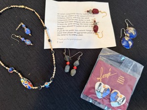 lot 18A image: Incredible Collection of Beautiful Hand Made Earrings & Necklace
