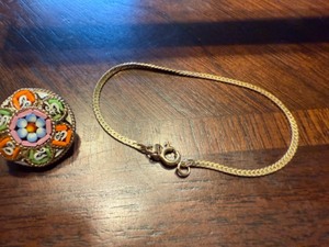 lot 8E image: 14 Carat Gold Bracelet & Italian Vintage Micro Mosaic Gold Tone OrangeBlue Floral Specialty Pin