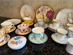 lot 54 image: Teacup, Teapot Collection & Plates With Some From NipponGladstoneRoyal Albert