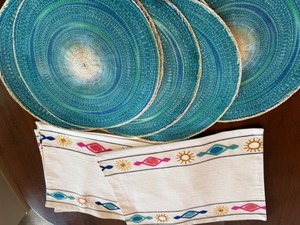 lot 39A image: Great Entertaining Placemats