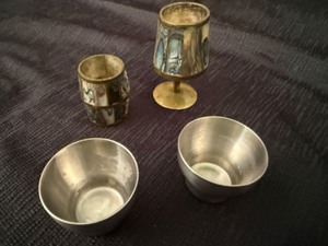 lot 19 image: Old Hall Shot Glasses From England & Abalone Mother of Pearl Glasses from Mexico