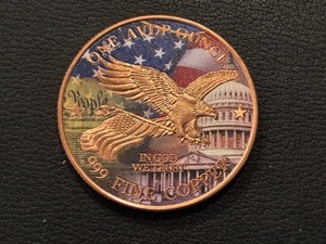 lot 33 image: 1 Ounce .999 Fine Copper Coin Trump