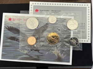 lot 48 image: 1995 Canada Mint Set