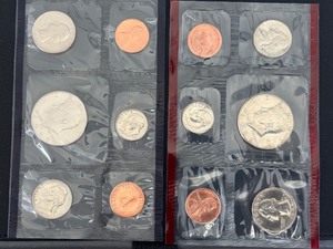 lot 51 image: 1988 P & D Mint Set