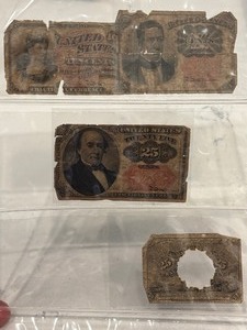 lot 61 image: Red Seal Fractional Currency