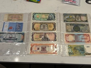 lot 62 image: Foreign Currency