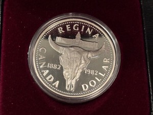 lot 107 image: 1982 Canada Silver Dollar