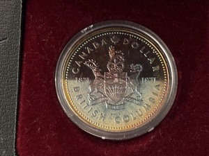 lot 108 image: 1971 Canada Silver Dollar