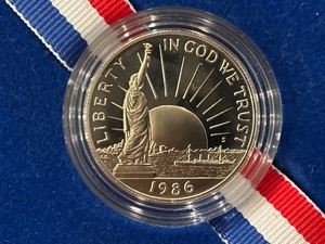 lot 110 image: 1986-S Statue of Liberty Half Dollar Proof