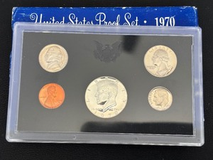 lot 135 image: 1970 Proof Set