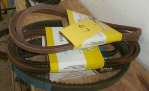 lot 67 image: Group of V-Belts
