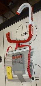 lot 75 image: Emergency ladder to hang out the window