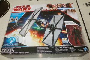 lot 78 image: STAR WARS Tie Fighter Link 2.0