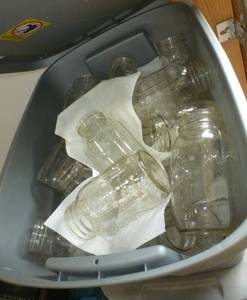 lot 101 image: Tote full of canning jars
