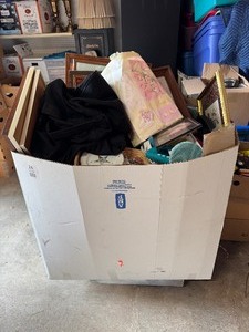 Pallet of Items