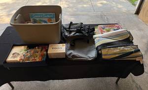 lot 38 image: Craft Kit Collection Including Beads, Paints, and More