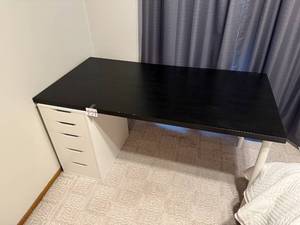 lot 49 image: Black Desk with White Drawers and Sturdy Legs
