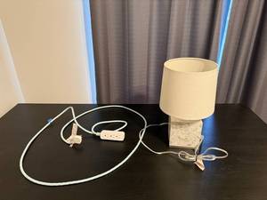 lot 98 image: Elegant Table Lamp with Mother-of-Pearl Like Base and Extension Cord