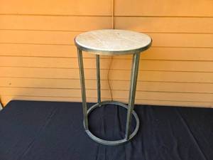 lot 109 image: Hammary Furniture Round End Table with Metal Frame