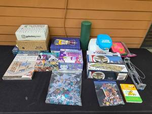 lot 122 image: Assorted Craft and Puzzle Set with Books