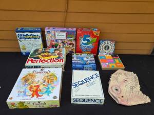 lot 124 image: Collection of Board Games and a Dinosaur Mask