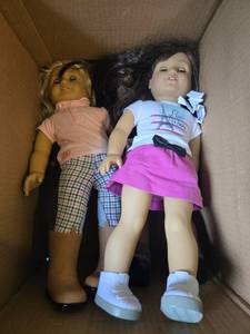 lot 185 image: Collection of 2 American Girl Dolls with Accessories