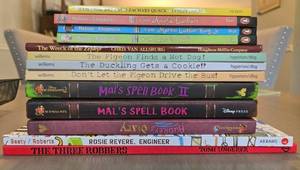 lot 186 image: Collection of Childrens Books and Artwork