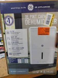 lot 14 image: GE 35 pt. Dehumidifier with Smart Dry for Bedroom, Basement or Very Damp Rooms up to 3000 sq. ft. in White, ENERGY STAR
