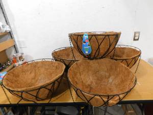 lot 163 image: (5) Pride Garden Products 20 in. Plant Fiber Devon Hanging Basket with AquaSav Coconut Fiber Liner