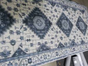 lot 47 image: Wyatt and Ash 2 ft x 6 ft Washable ...