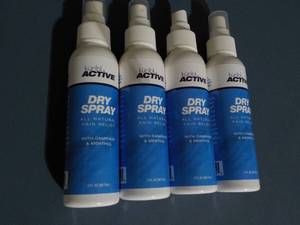 lot 49 image: 4 Spray Bottles Kuribl Active Natur...