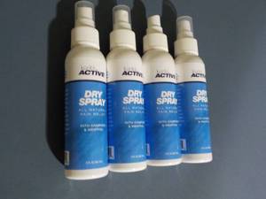 lot 50 image: 4 Spray Bottles Kuribl Active Natur...
