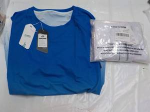 lot 77 image: 2 Mens Tops...
