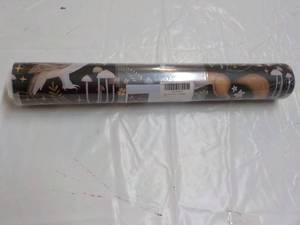 lot 81 image: Peel and Stick Wallpaper Dcor...