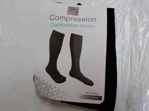 lot 93 image: Compression Socks size 6 XL...