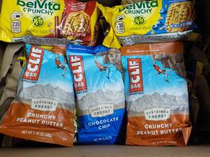 lot 126 image: 30 Variety Belvita Bars...
