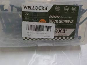 lot 197 image: Wellocks Deck Screws Screws # 9 x 3...